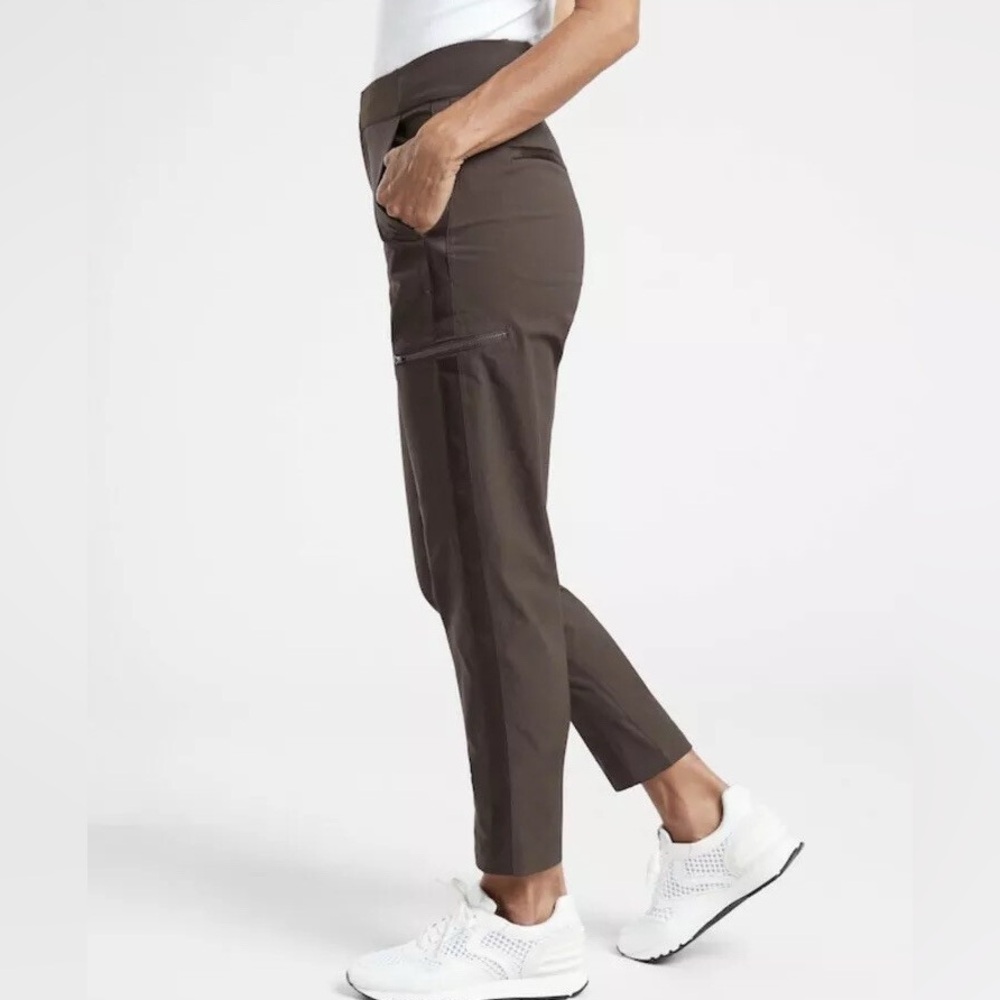 Athleta Wander Hybrid Pant Walnut Brown